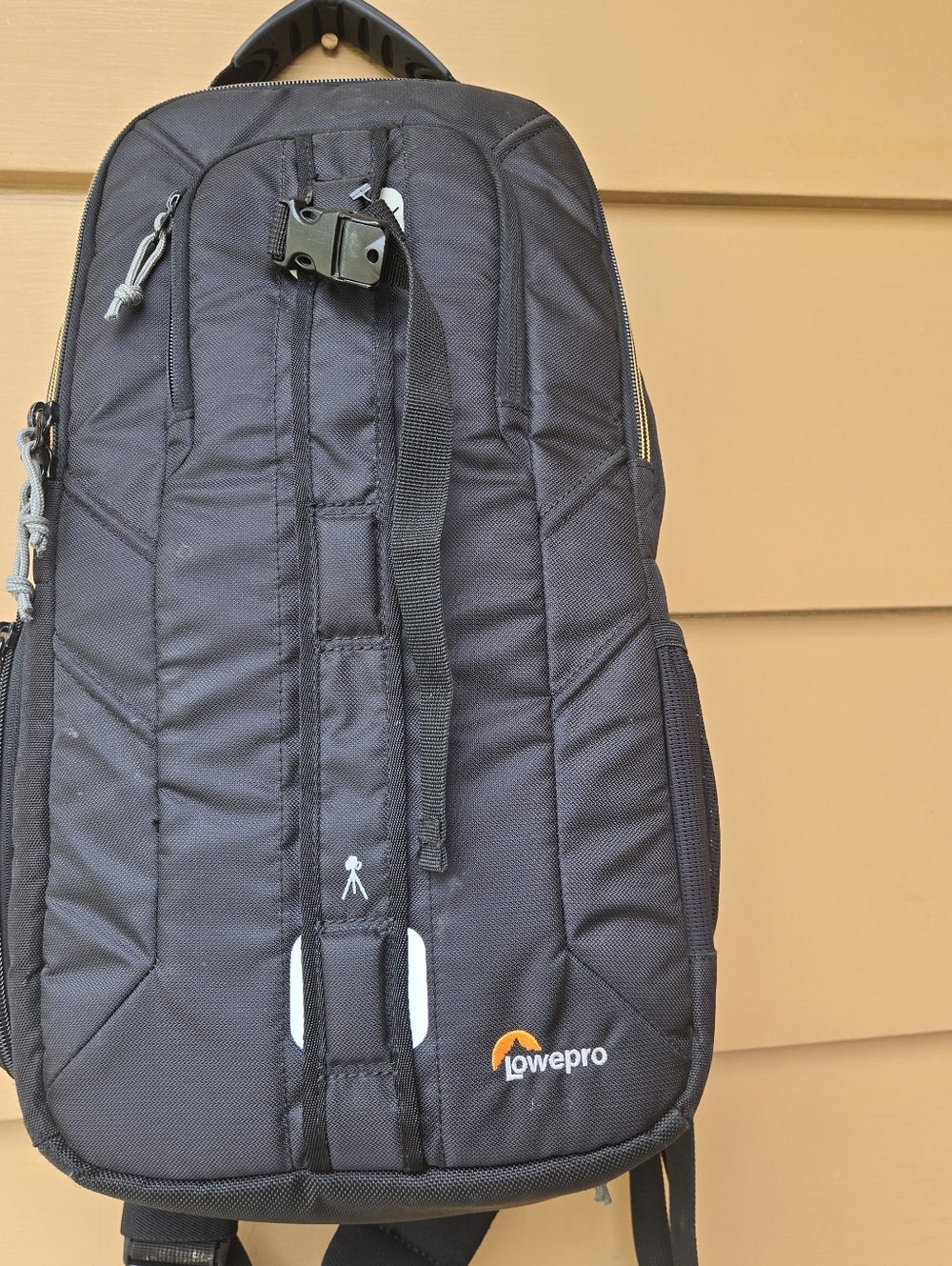 Lowepro Slingshot Edge 250 Camera Backpack